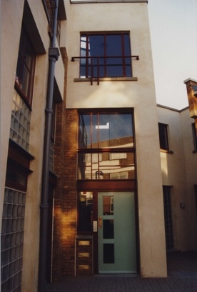 Descriptive Image Name