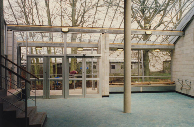 Descriptive Image Name